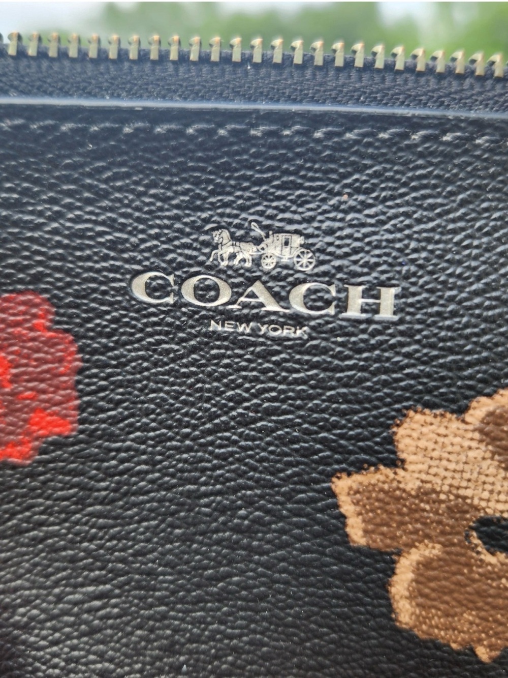 COACH Black Floral Leather Wristlet Clutch with Red & Tan Flowers BEAUTIFUL - Picture 2 of 10